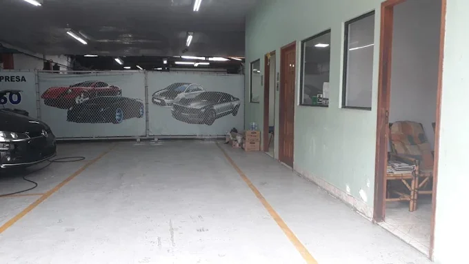 Entrada e recepção da Oficina Auto Brasiluso